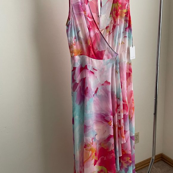 Beautiful New Calvin Klein Dress! Size 14 - Picture 5 of 5